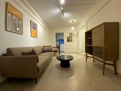Blk 214 Bedok Town Centre (Bedok), HDB 3 Rooms #557110661